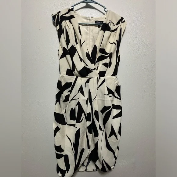 EXPRESS Dress size XS - NWT - Picture 1 of 12